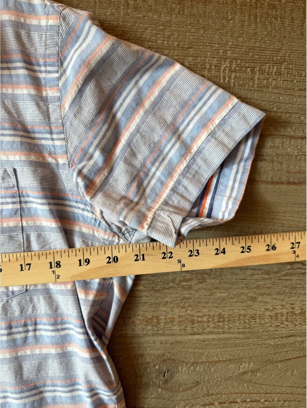 Banana Republic Soft Wash Medium Striped Short Sleeve Shirt